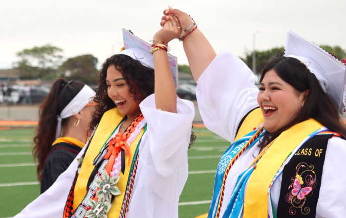 5-Chloe-Gallegos-and-Lizbeth-De-Leon-Santos
