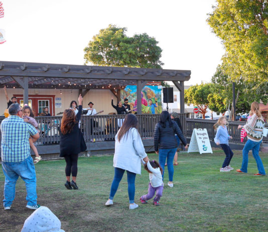 Soledadās new Music in the Park series kicks off with strong turnout