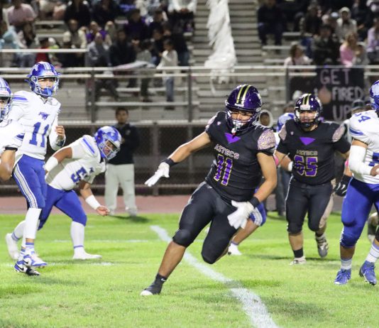 Football | King City, Gonzales win division openers Football King City versus Soledad