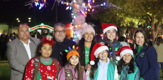 Salinas Valley communities celebrate the holidays with lights, parades and joy Soledad City Councilmembers with Girl Scouts