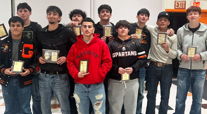 Football | Gonzales Spartan players receive awards for 2025 season Gonzales High School football players