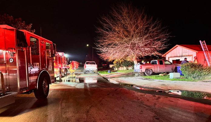 Firefighters respond to garage fire
