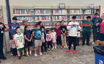 Gonzales Library ribbon cutting