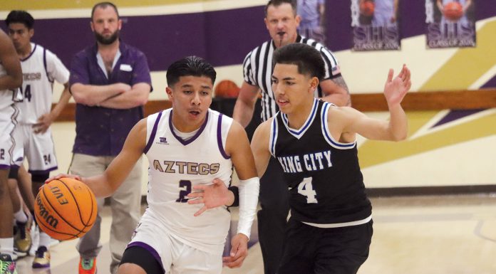 Basketball | Soledadās Morales named boys MVP Basketball players