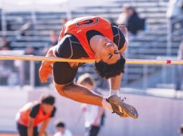 Track and Field | Gonzales boys, Greenfield girls win division titles Track and field high jump