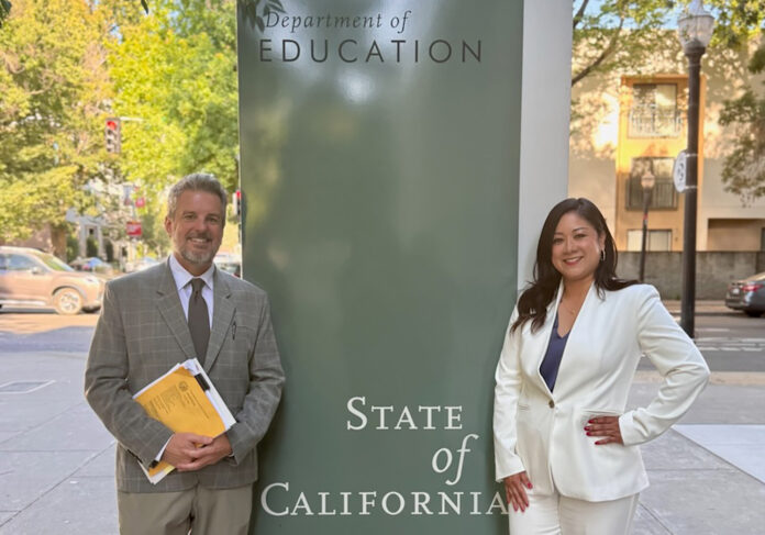 Dual districts - David Soldani and Laura Cortez web David Soldani and Laura Cortez