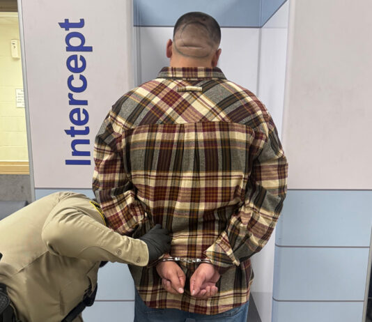 Greenfield felon arrested after loaded handgun found during traffic stop Man under arrest by deputy