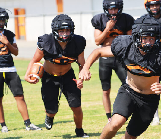 Football | South Monterey County players gear up for 2026 season Gonzales football practice