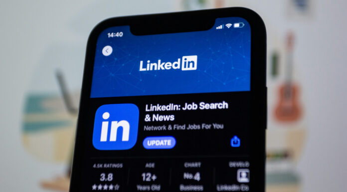 Top 7 Best Sites to Buy LinkedIn Followers (Instant, Safe, Legit) Top sites to buy LinkedIn followers