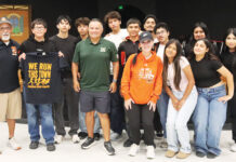 McFarland cross country runner inspires Gonzales High athletes Thomas Valles with Gonzales cross country team