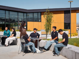 Gonzales youth-led community center earns statewide award for excellence Gonzales Community Center
