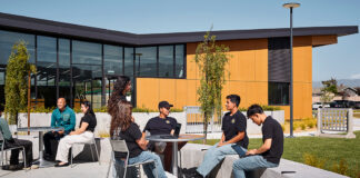 Gonzales youth-led community center earns statewide award for excellence Gonzales Community Center
